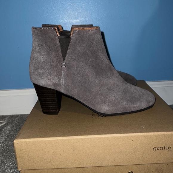 NIB booties - Picture 1 of 7